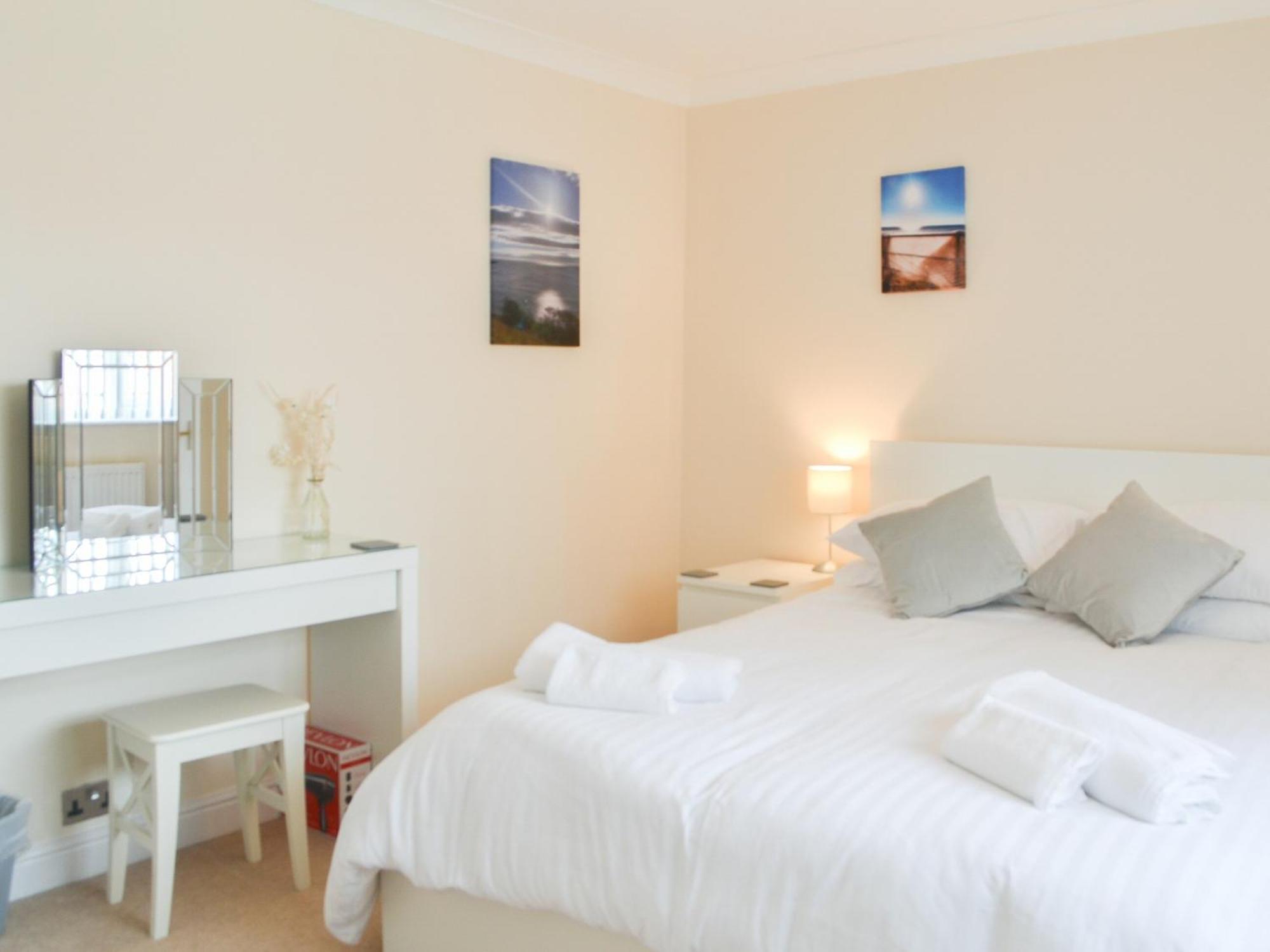 Filey Central Two - Uk42903 Bagian luar foto